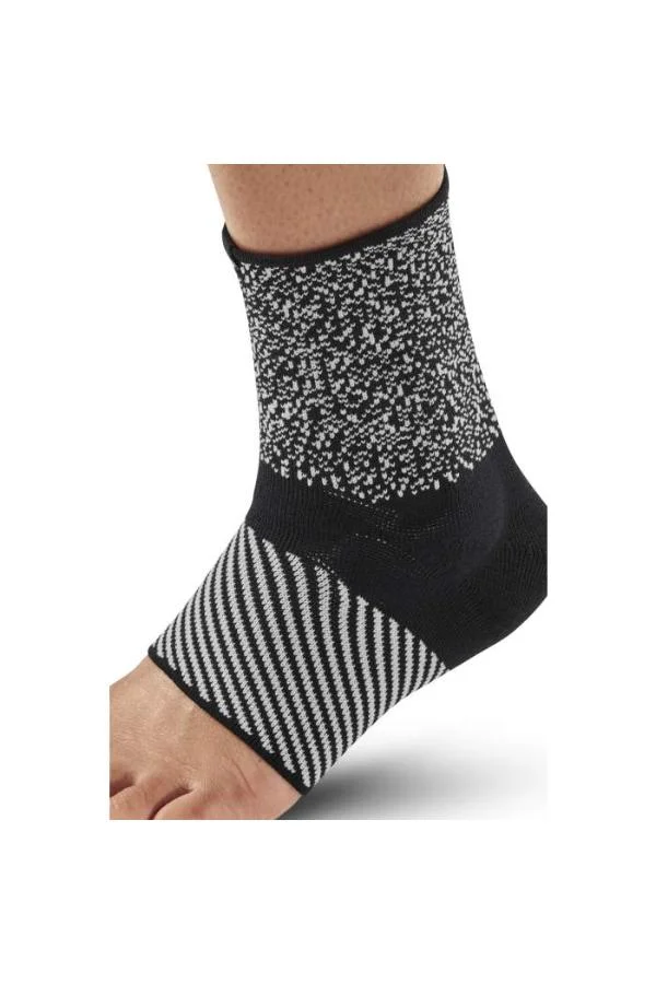 سي إي بي جوارب دعم الكاحل ماكس من سي إي بي للجنسين أسودأبيض